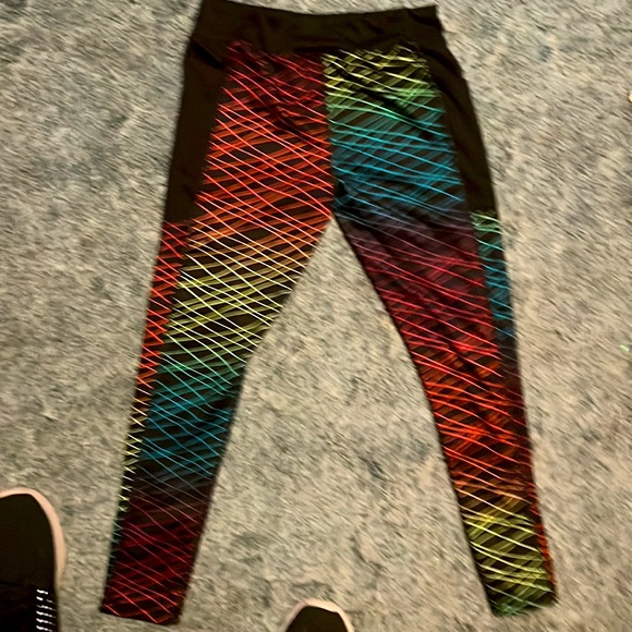 Athletic pants! Very comfy - Picture 3 of 3